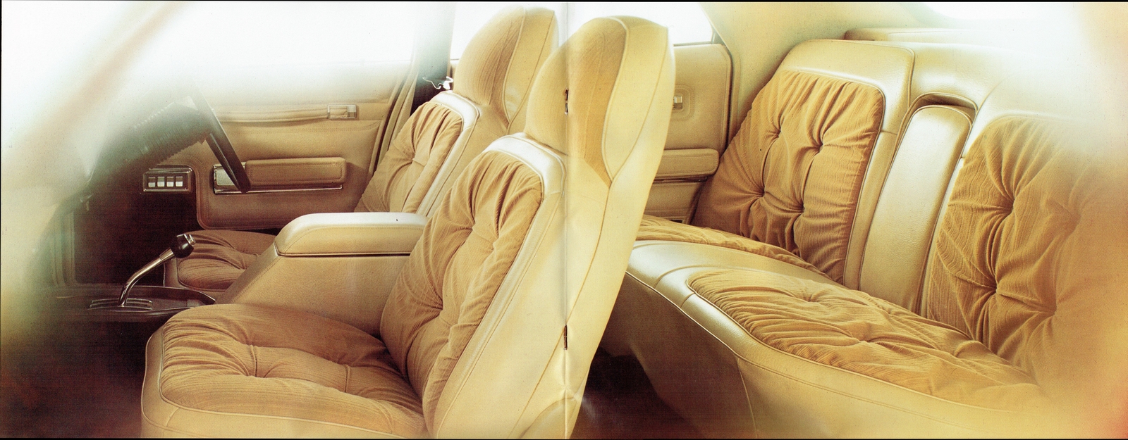 n_1976 Chrysler CL Regal SE-08-09.jpg